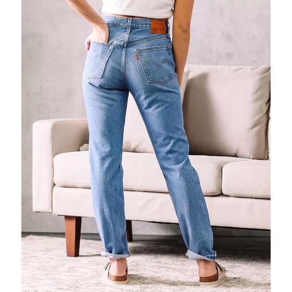Levi's® Premium 501® ORIGINAL FIT WOMEN'S JEANS - Picture 7 of 13